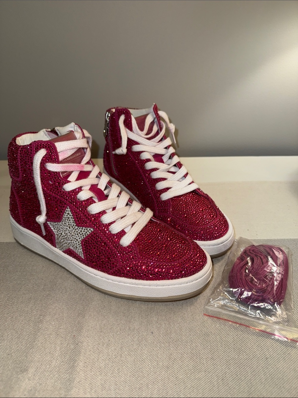 Vintage Havana Sparkling Pink High-Top Women's Sneakers w/ Star Accent 7.5